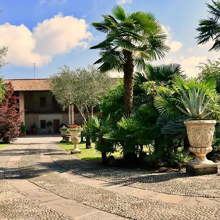Cascina In Franciacorta Cologne